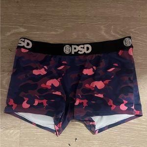 PSD multicolor spandex workout athletic shorts 2’ seam size small